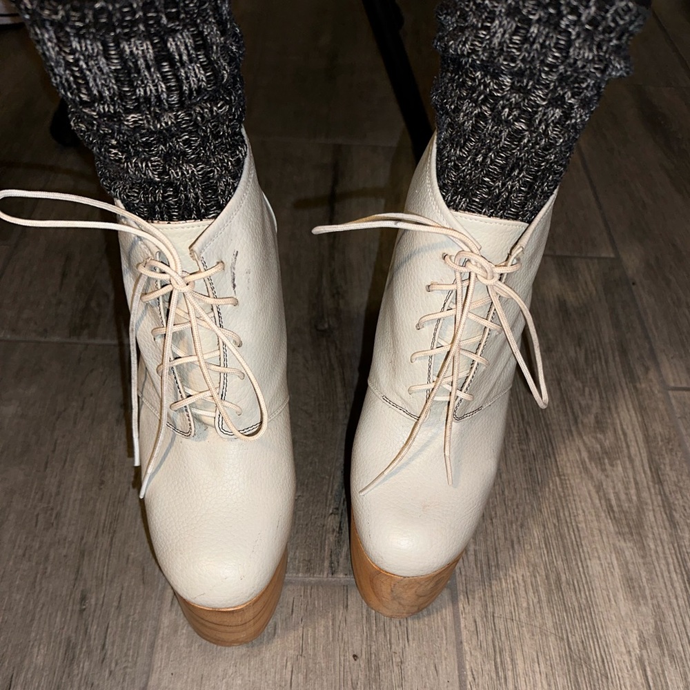 Deandri platform wedge